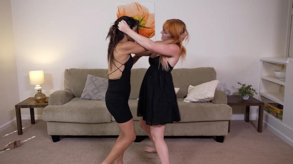 BEST FRIENDS FIGHT