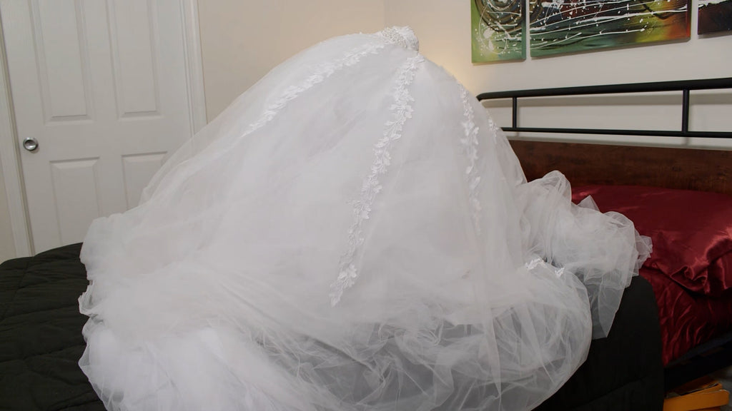 SMALL BRIDE