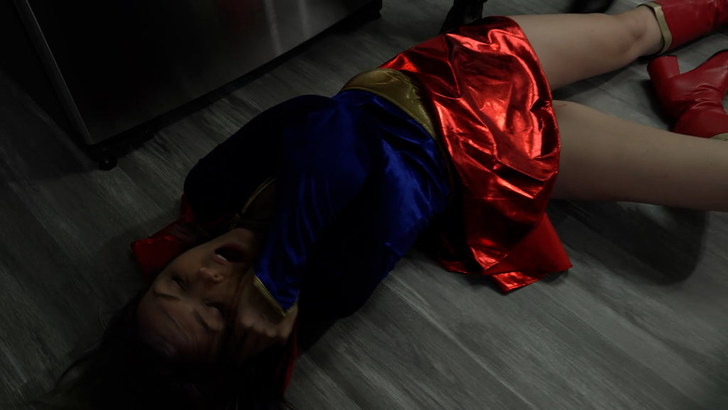 SUPERGIRL VS VILLAIN