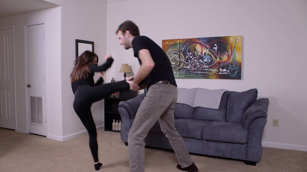 BELLA LEG KICK