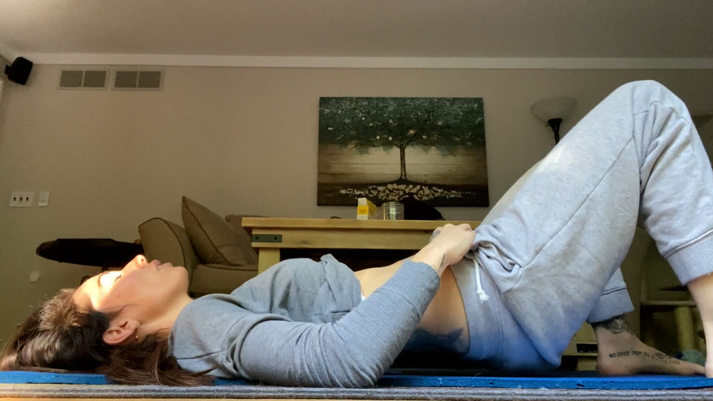 DAPHNE STRETCHING HICCUPS