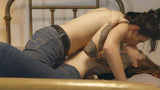 LOVERS IN JEANS