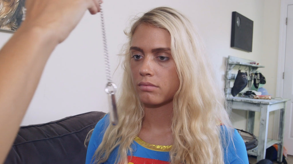 SUPERGIRL - WONDER WOMAN MESMERIZE