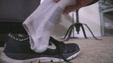 SMELLY FEET - LANEY