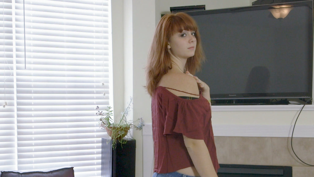 COLD SHOULDER TOP